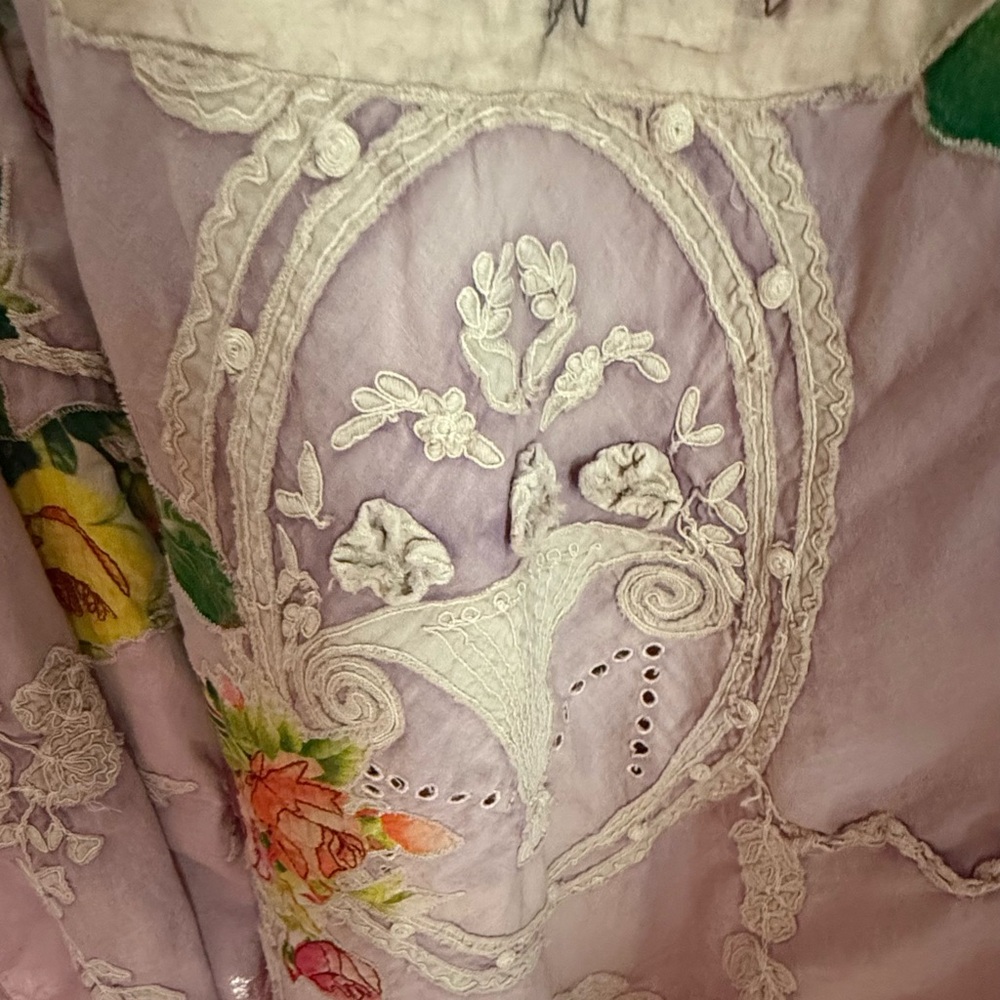 Magnolia Pearl Roan Irish Lilac Floral Embroidered Dress - Picture 6 of 11